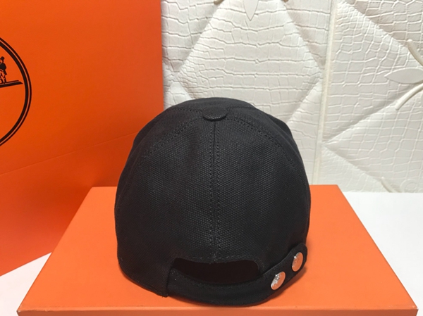 ブランド帽子側面デザイン